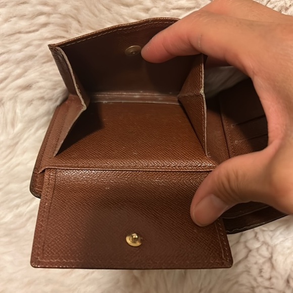 🚫SOLD🚫SOLD🚫 Louis Vuitton Monogram Bifold Wallet with LV Dust Bag - Picture 9 of 16